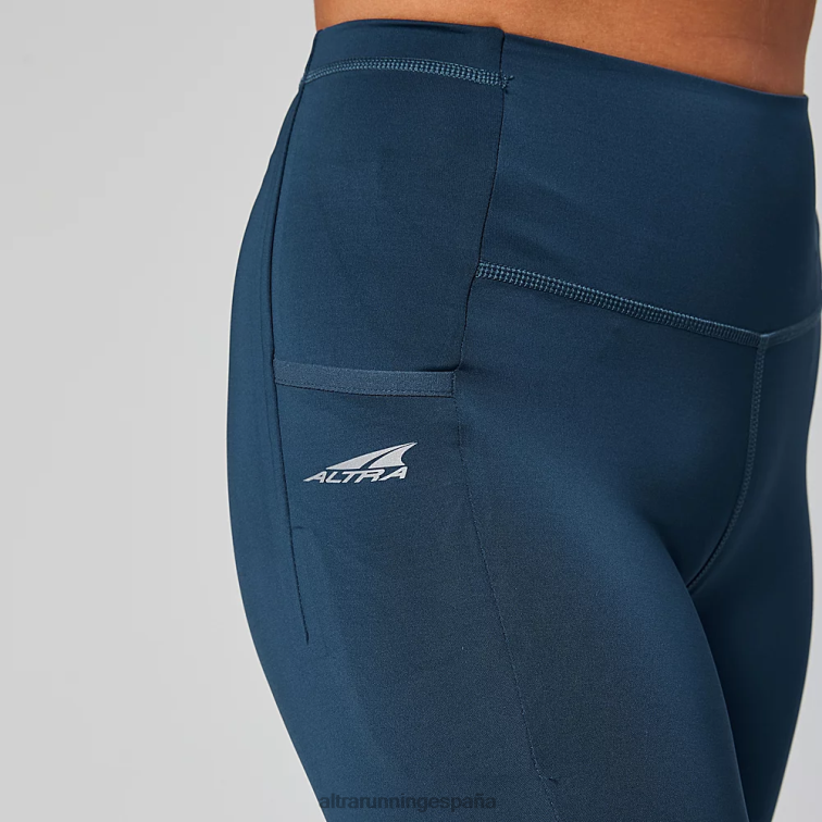 Altra apretado P4ZZ160 fondos océano azul iluminado por la luna mujer